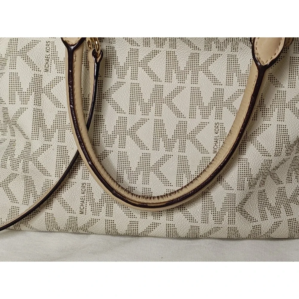 Michael Kors preowned as